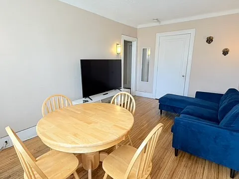 524 Pitt St W #107 — Photo 3