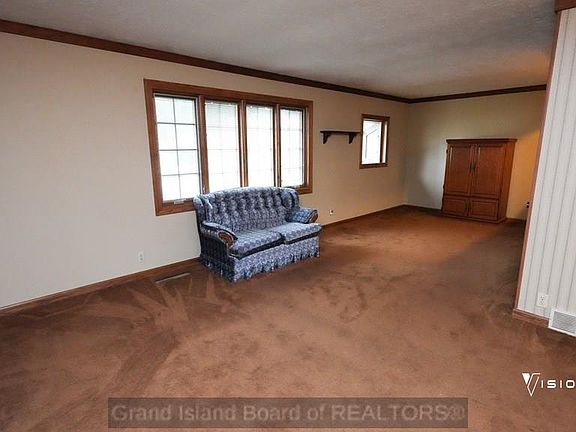 4th image of 2812 Kingston Cir