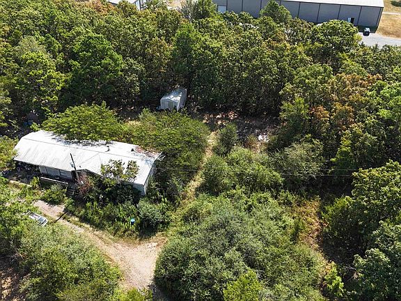 5th image of 135 Polk Rd #113