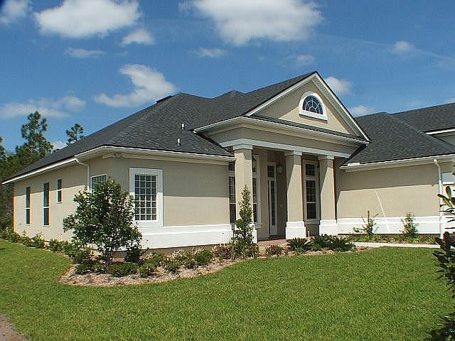 Fully landscaped exterior
