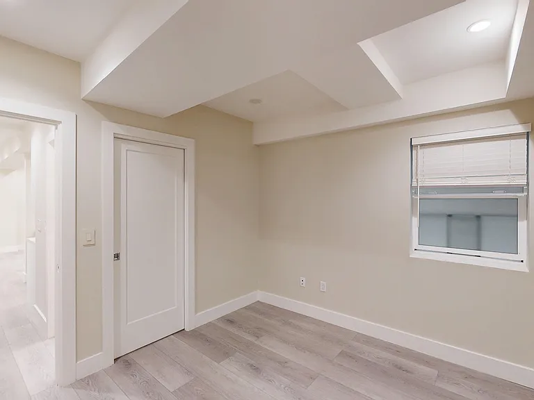 333 Hyde St #12 — Photo 5