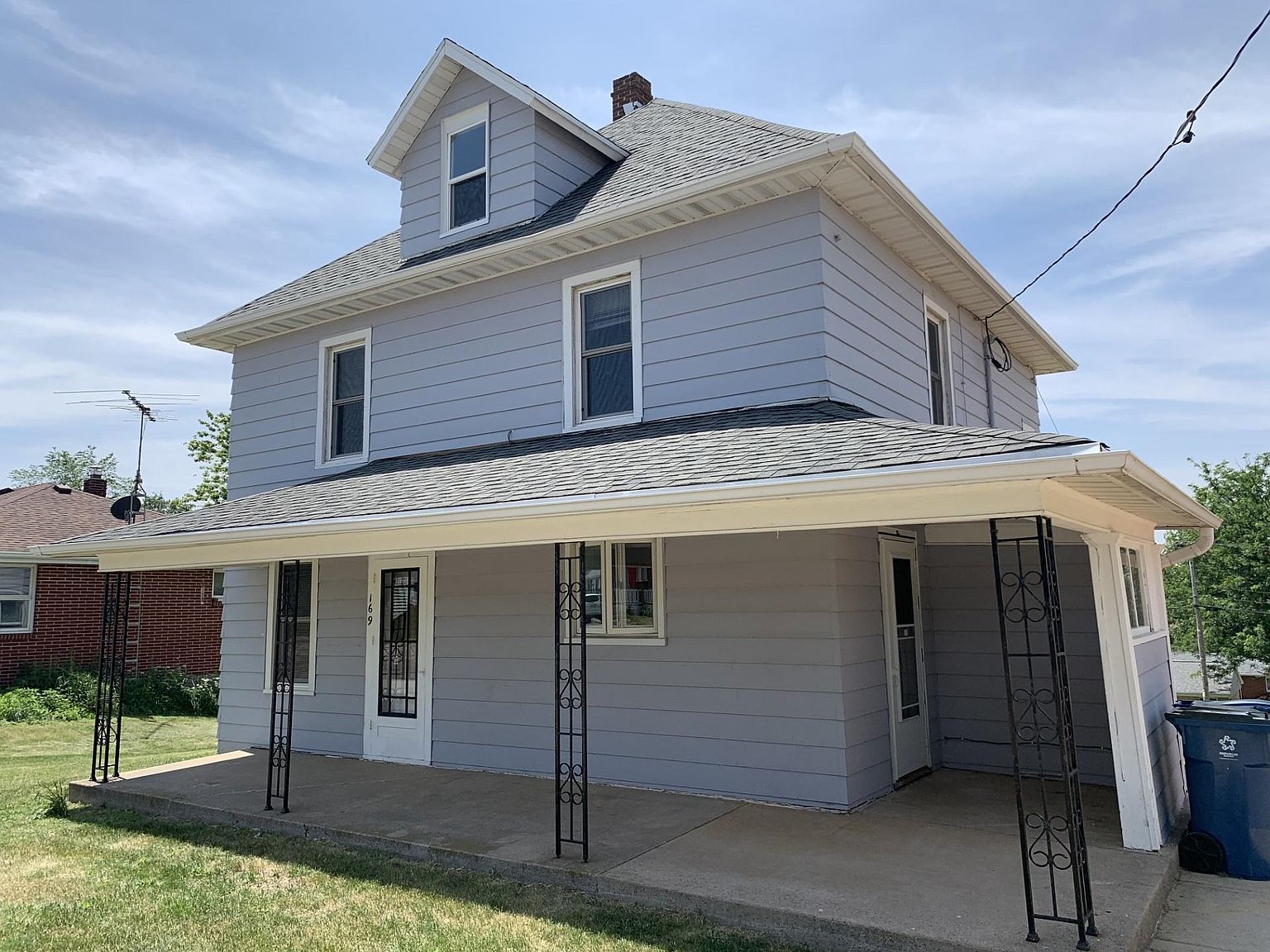 169 S Main St, Dickeyville, WI 53808 Zillow