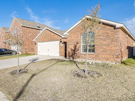 3rd image of 6024 Amber Cliff Ln