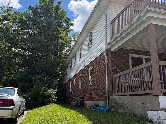 5th image of 210 N Cherrywood Ave