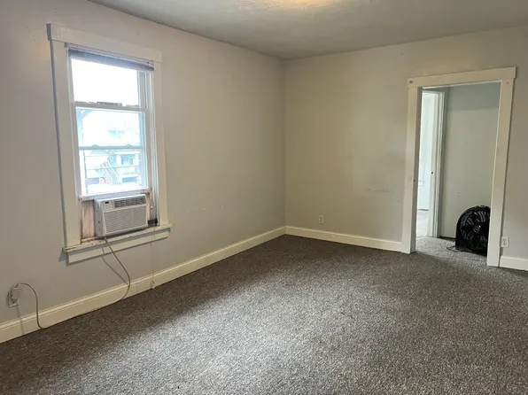 1015 N Glenwood Ave APT B, Peoria, IL 61606