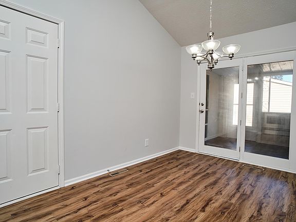 4th image of 802 Westridge North Dr