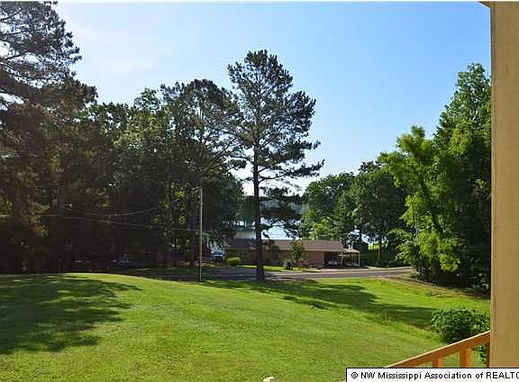 2nd image of 1154 Thunderbird Dr N
