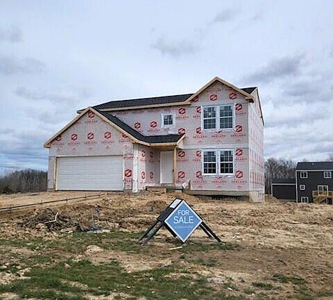 2nd image of 5005 Apollo Ln SE