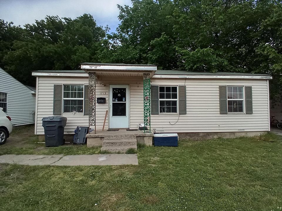 2nd image of 1713 8th Ave NW