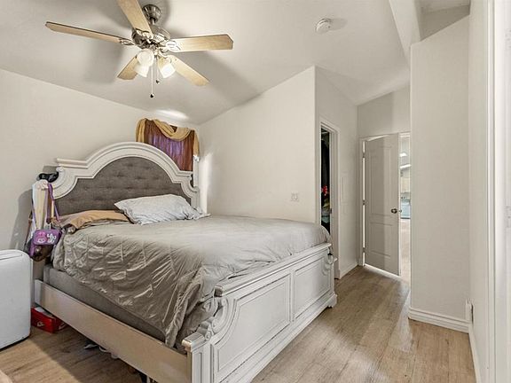 5th image of 12044 Royal Rd Space 121