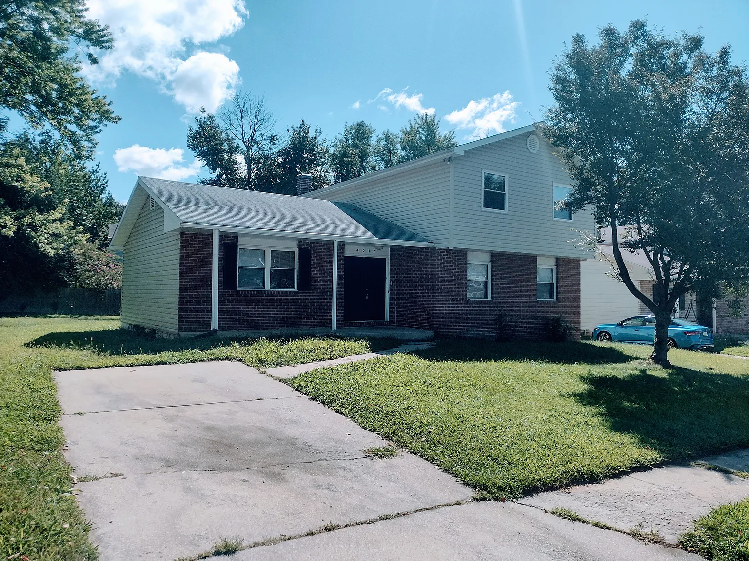 3 bed, 2.5 bath, 3476 sqft, $2,900 — Photo 2