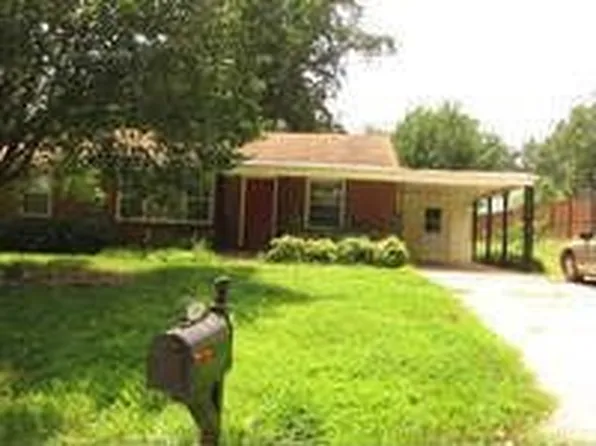 136 Greer Ln, Toccoa, GA 30577