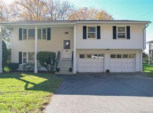 436 Peach Orchard Rd, Waterbury, CT 06706