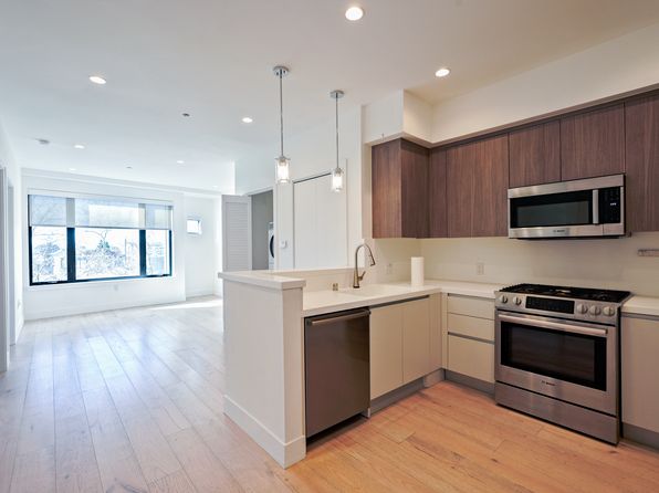 2747 San Pablo Ave #405