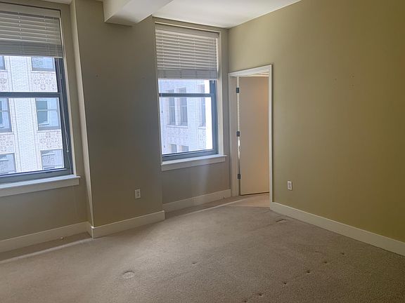 3rd image of 314 N Broadway APT 805