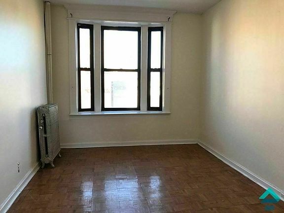 4th image of 600 Park Pl #13U