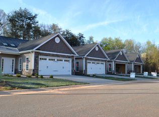 127 Chateau Pl, Lynchburg, VA 24502