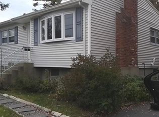 30 Niles Rd, Randolph, MA 02368