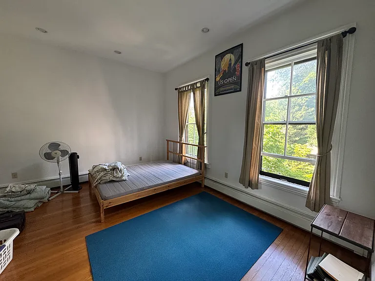 56 Hawes St #2 — Photo 7