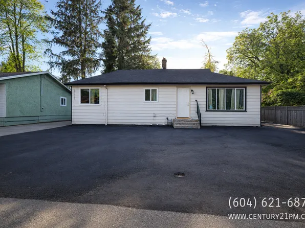 2329 Mouldstade Rd, Abbotsford, BC V2S 3X5