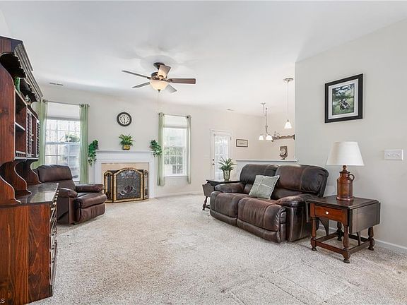 5th image of 1207 Castle Pines Dr