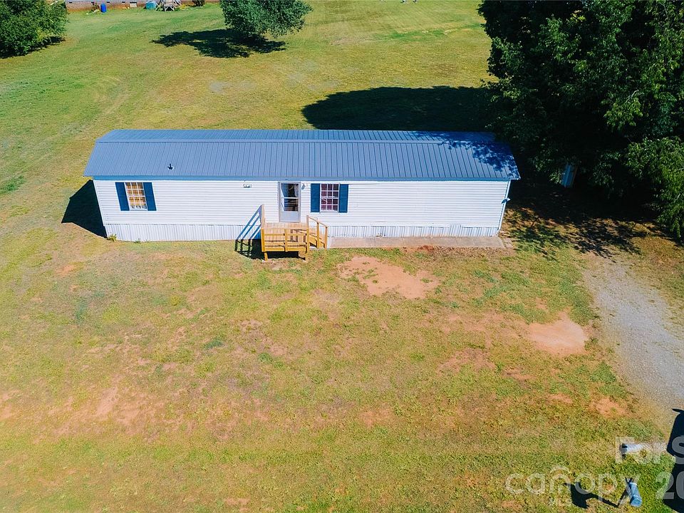 1st image of 1341 Freedom Ln