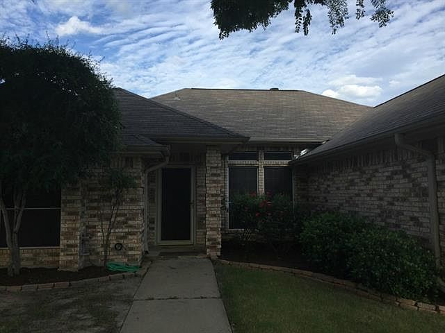 2nd image of 6904 Wooddale Dr