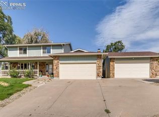20 Oakbridge Dr, Pueblo, CO 81001