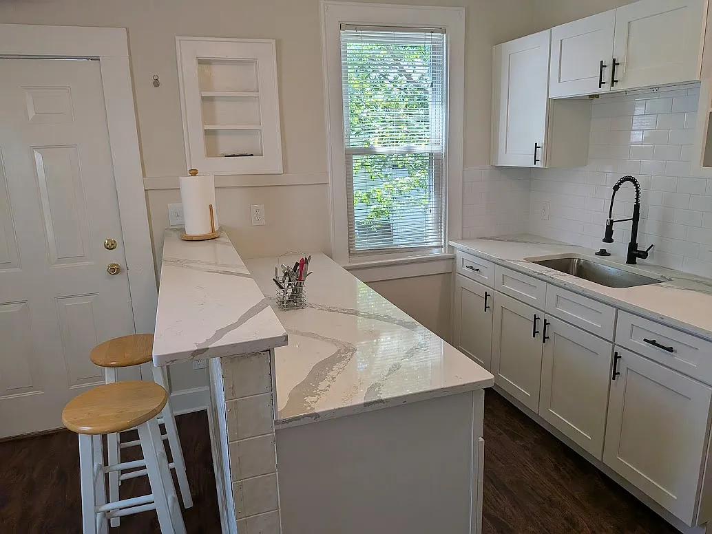 3 bed, 1176 sqft, $1,725 — Photo 1