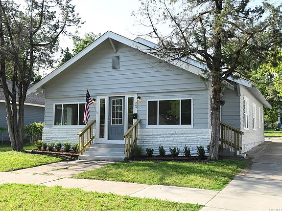 2nd image of 207 W McKinley Ave