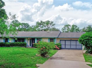 2163 SE Meadowbrook Rd, Stuart, FL 34997