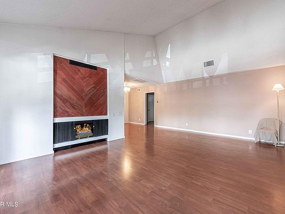 4th image of 31555 Lindero Canyon Rd Unit 8