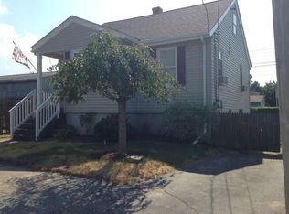 15 Aborn Ave, Warwick, RI 02888