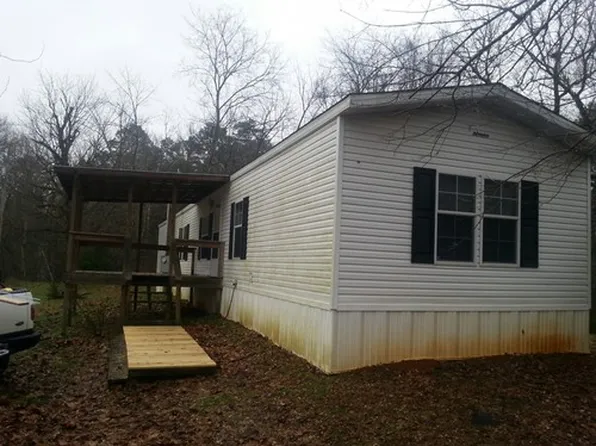121 Boone Rd, Newport, TN 37821