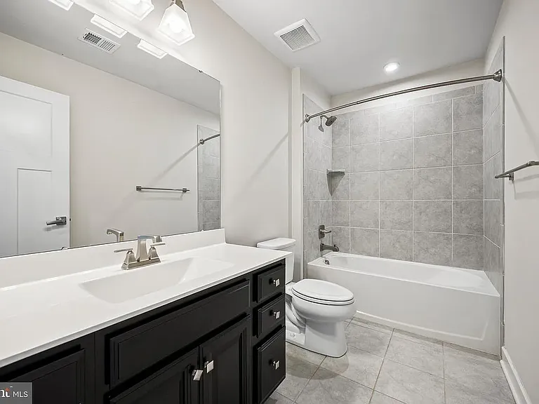 8225 E Branch Dr — Photo 15