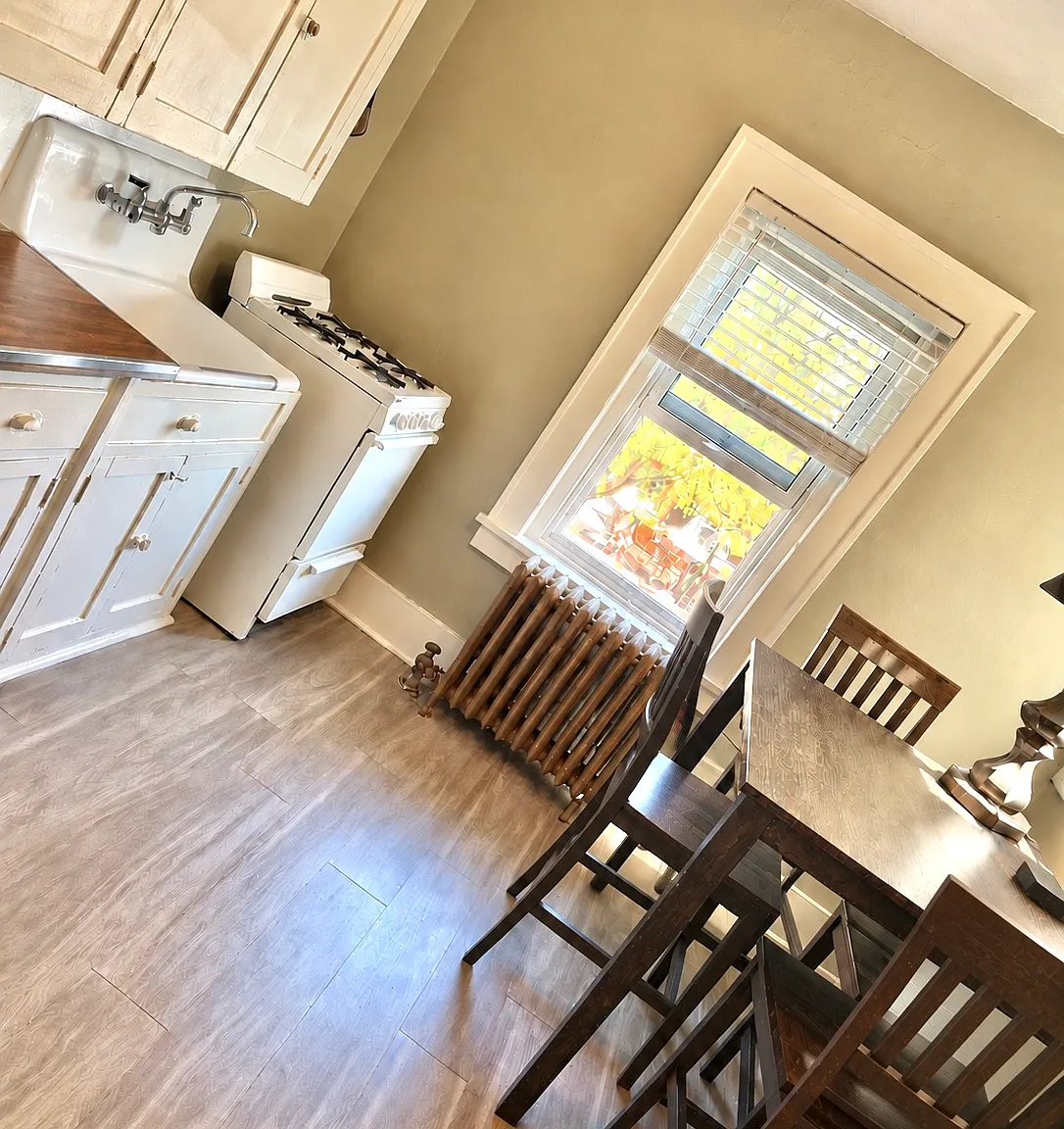 Studio, 500 sqft, $1,325 — Photo 3
