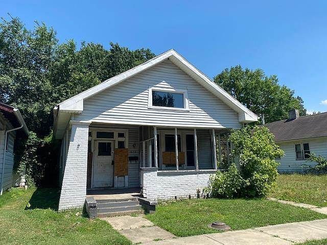 1st image of 1656 S Evans Ave