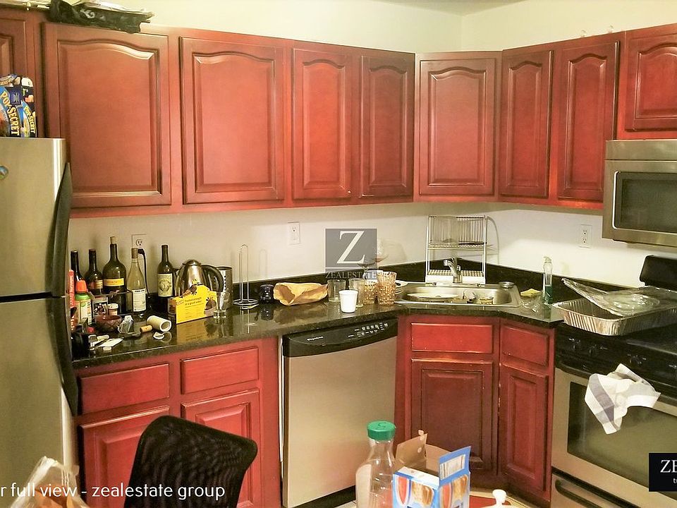 1st image of 20 E 29th St #2
