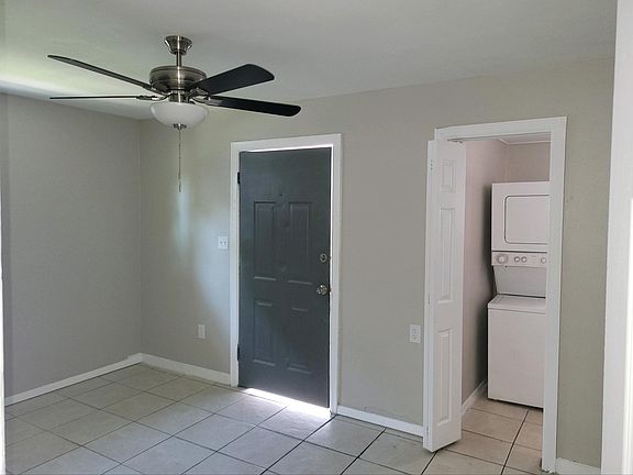 4th image of 1729 6th St S #B