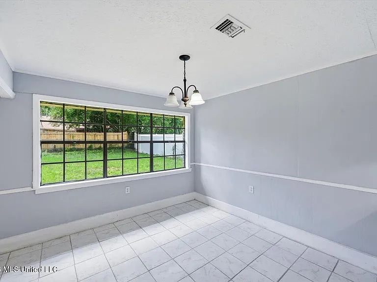 225 Walnut Ridge St — Photo 13