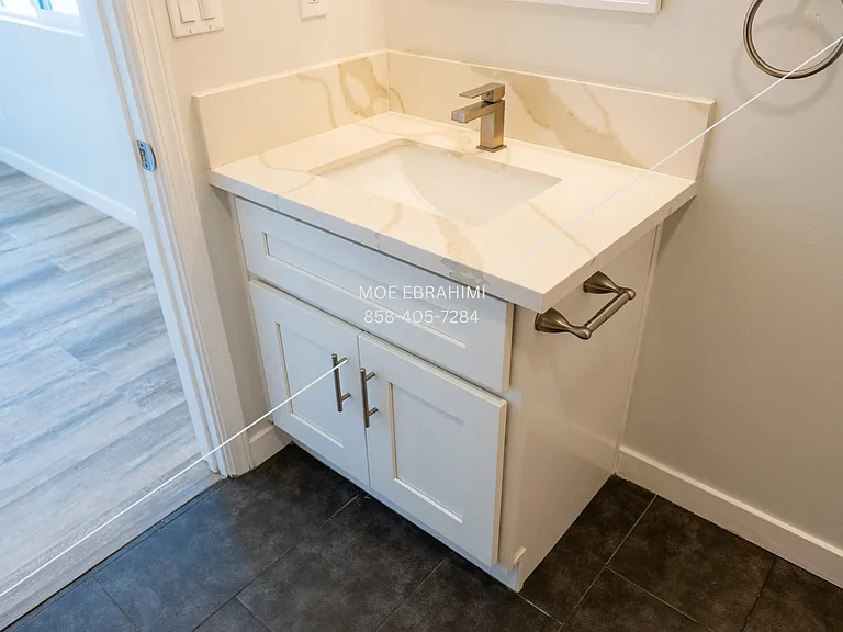 419 S 36th St — Photo 14