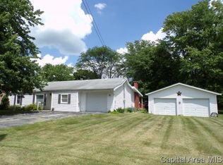 204 West St, North Henderson, IL 61466