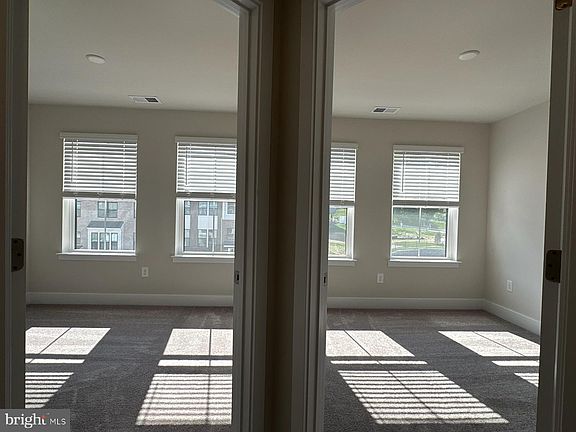 3rd image of 11515 Kirkleigh Dr