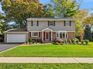 23 Donald Dr, Syosset, NY 11791