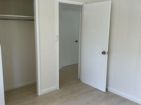 5th image of 1839 Kaioo Dr APT 8