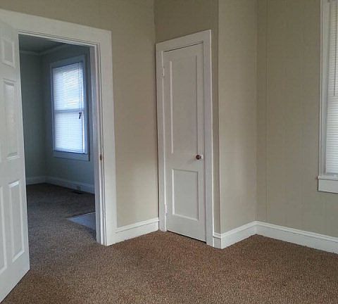 4th image of 907 Hamilton St