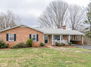 1306 Snapps Mill Rd, Spout Spring, VA 24593