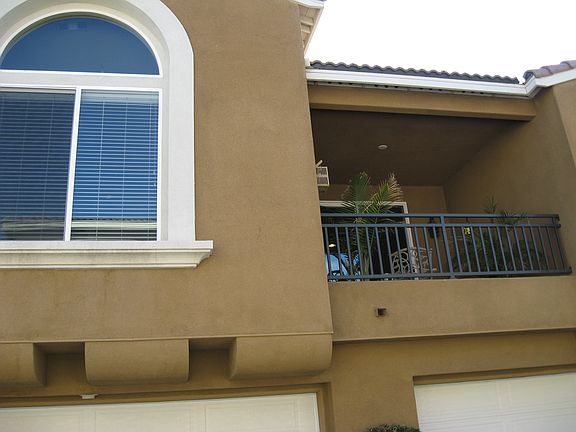 3rd image of 27435 Larabee Ln #1