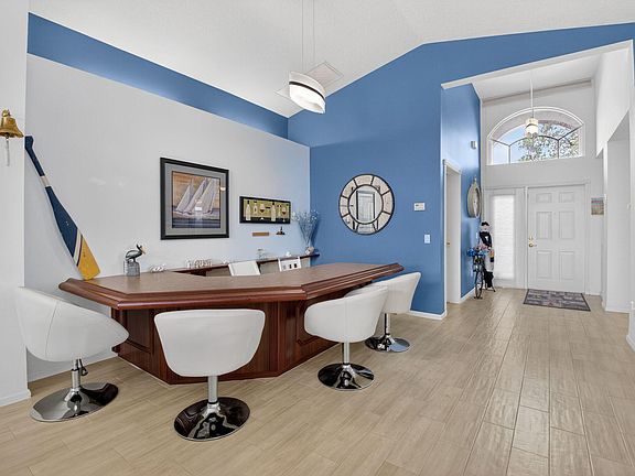 4th image of 7094 Avila Terrace Way
