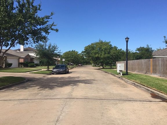 4th image of 326 Glen Park Dr